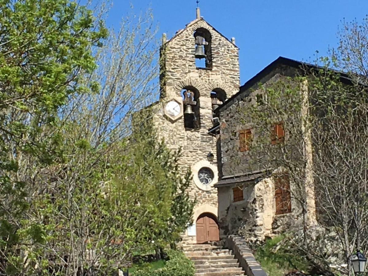 L'Auberge Catalane Latour-de-Carol Exterior foto